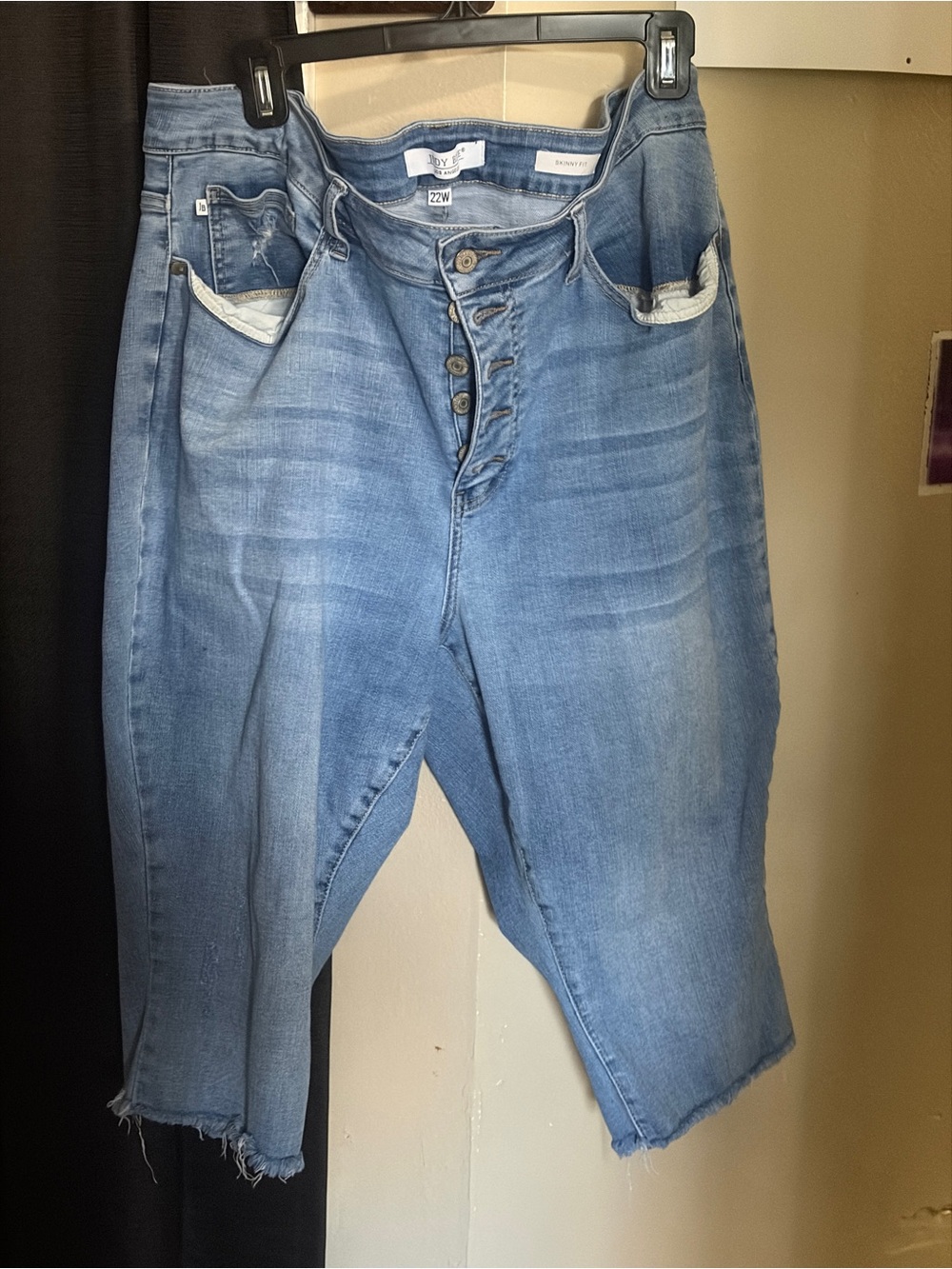 Judy Blue Light Blue High-Rise Cropped Button-Fly Jeans